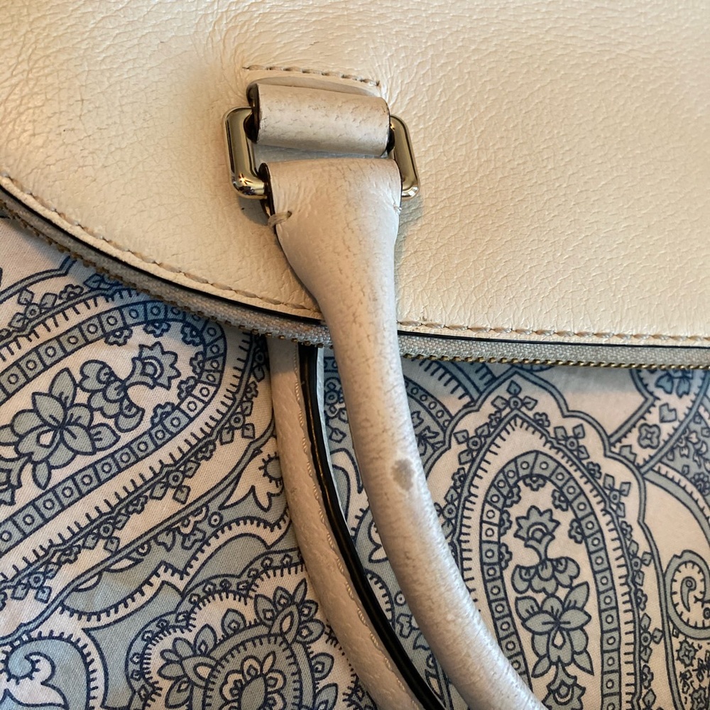 Black and white leather Kate spade purse - Picture 4 of 15
